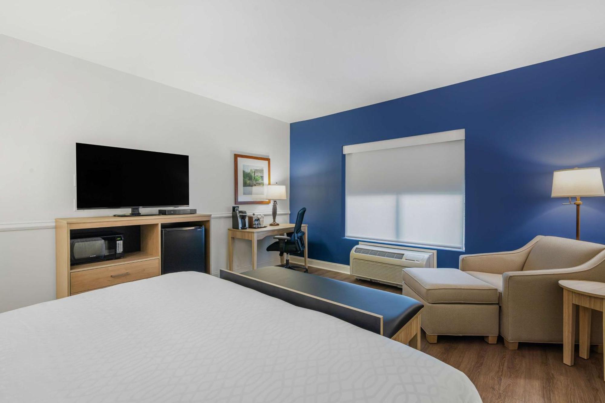 לילנד Best Western Plus Westgate Inn And Suites מראה חיצוני תמונה