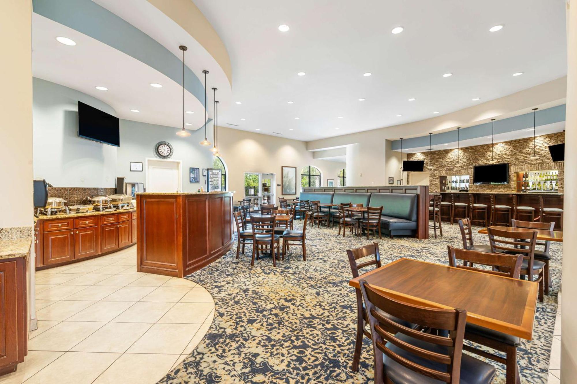 לילנד Best Western Plus Westgate Inn And Suites מראה חיצוני תמונה
